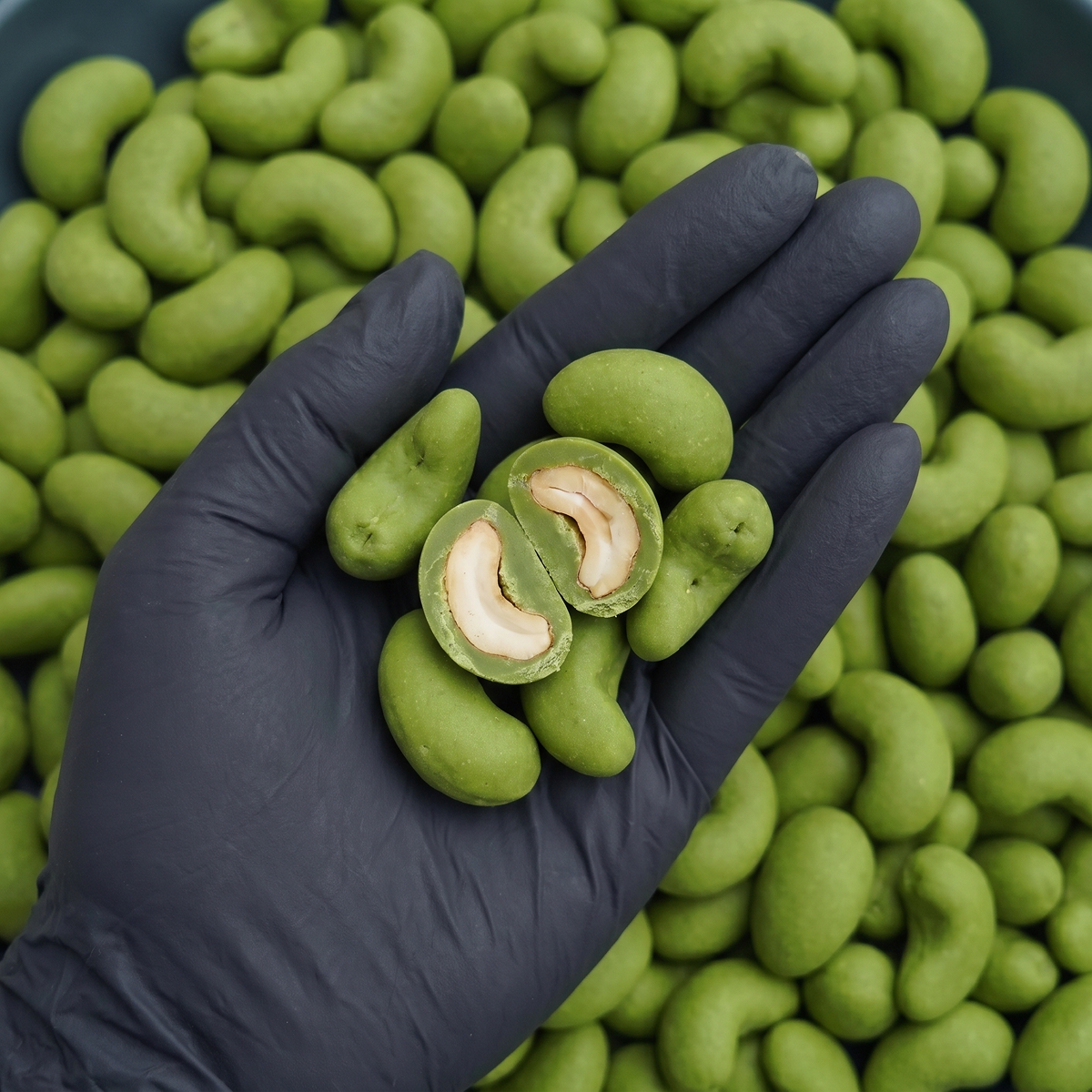 Matcha Chocolate covered Cashews - 30g